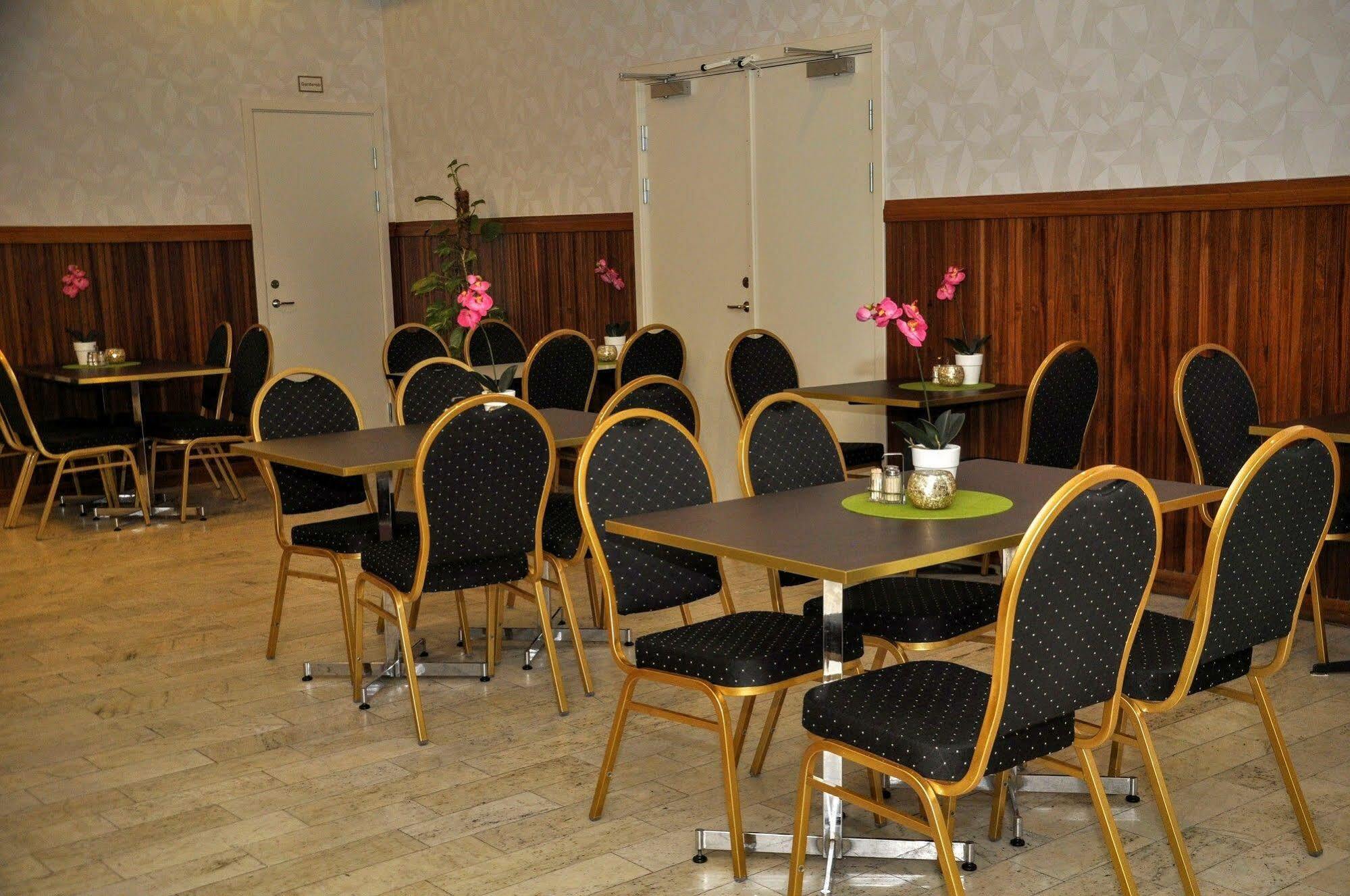 Ronneby Cityhotell Extérieur photo